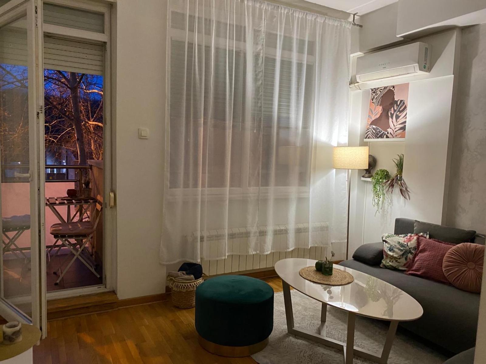 Apartman Bella Novi Beograd Bezanija Buitenkant foto
